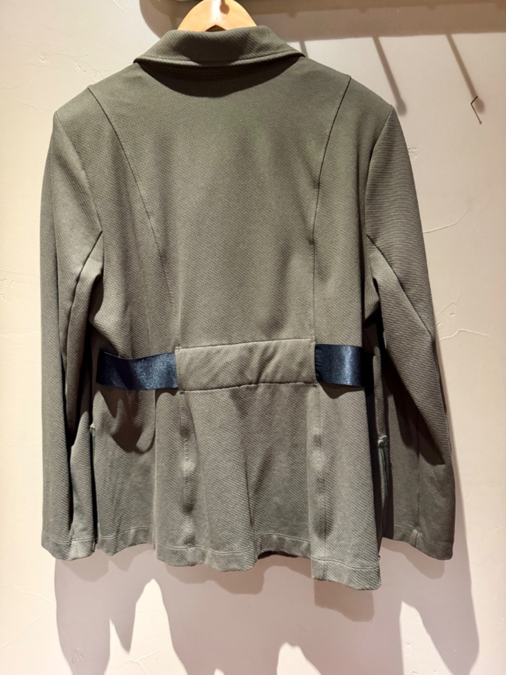 Cabi Jacket - Picture 3 of 4